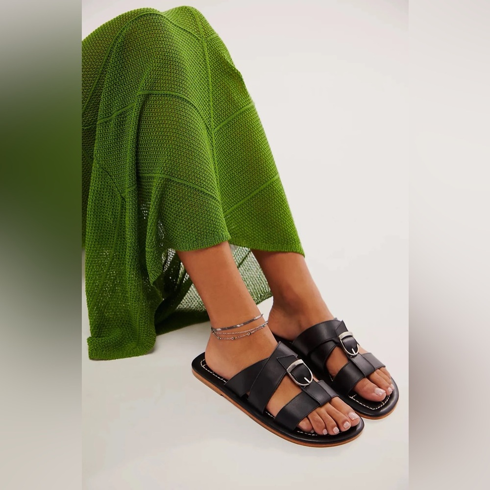 NWOT Free People Sloan Buckle Sandal